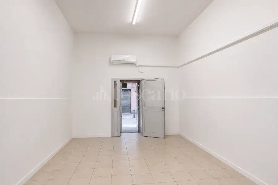 Negozio in vendita di 45 mq a €240.000 (rif. 14/2026)
