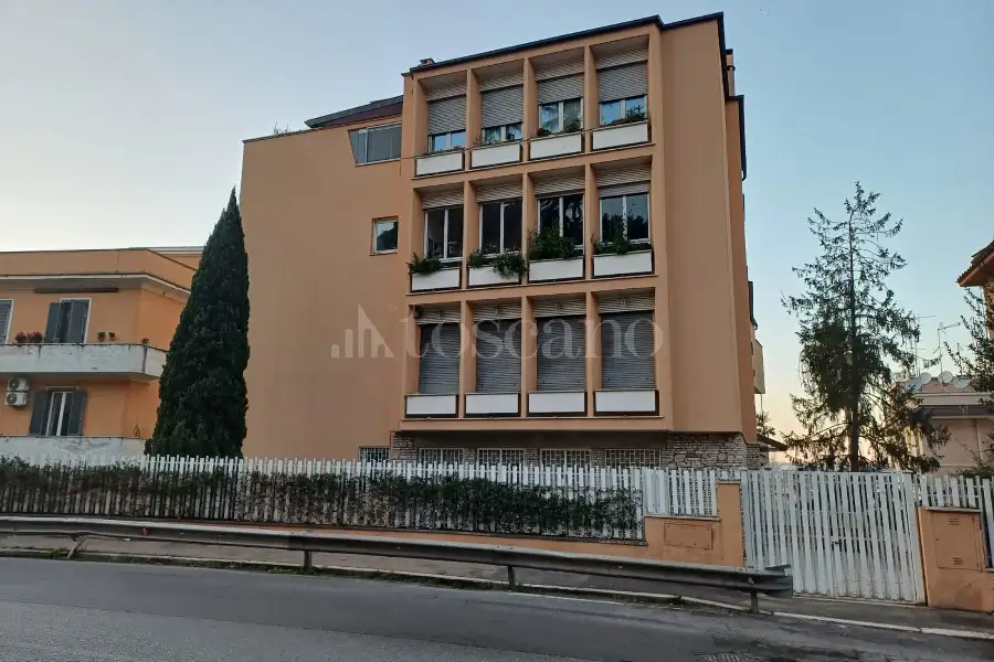 Casa in affitto di 50 mq a €1.600 (rif. 27/2026)