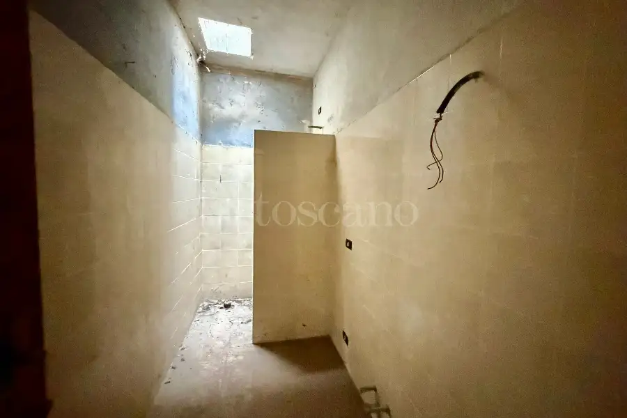Casa Indipendente in vendita di 400 mq a €315.000 (rif. 41/2026)