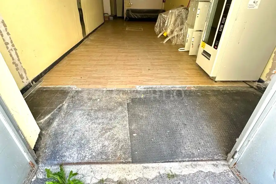 Box in vendita di 48 mq a €99.000 (rif. 60/2026)