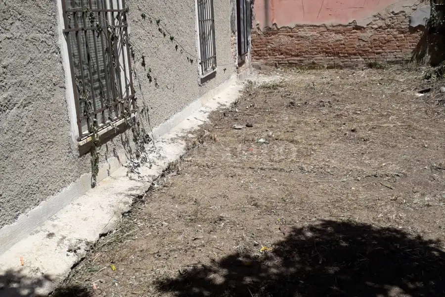 Villa in vendita di 225 mq a €100.000 (rif. 98/2016)
