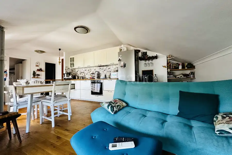 Superattico in affitto di 50 mq a €1.500 (rif. 44/2026)