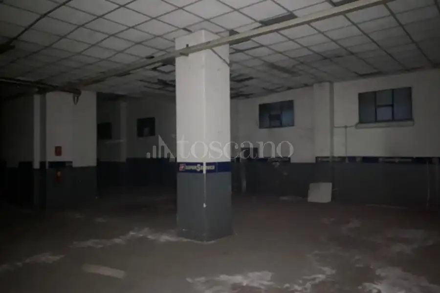 Magazzino in vendita di 1.000 mq a €289.000 (rif. 76/2026)