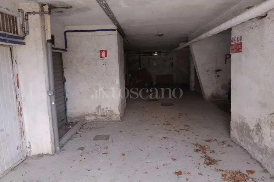 Box in vendita di 16 mq a €16.000 (rif. 33/2025)