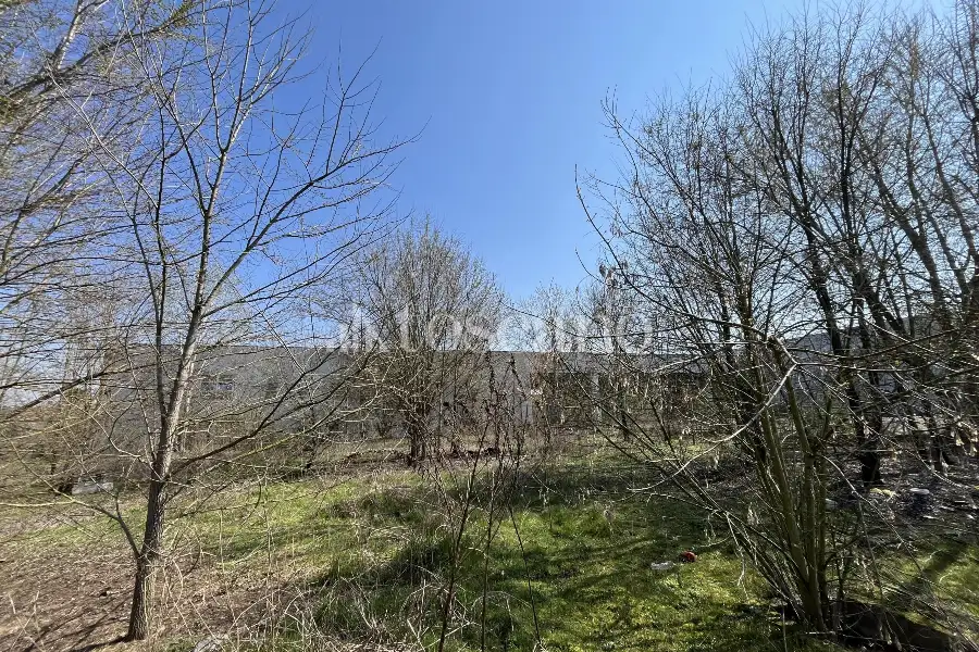 Capannone in vendita di 2780 mq a €680,000 (rif. BL6148VE)