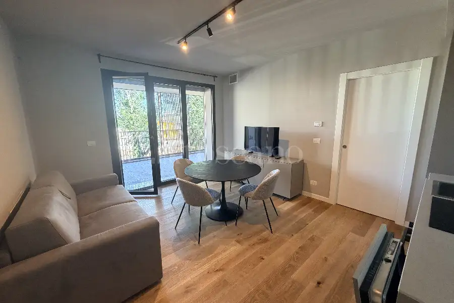 Casa in affitto di 60 mq a €1.200 (rif. 77/2026)