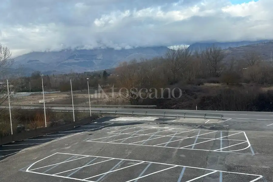 Negozio in affitto di 2.100 mq trattativa riservata (rif. 4/2026)