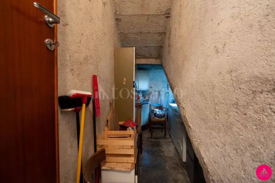 Casa Indipendente in vendita di 254 mq a €250.000 (rif. 150/2026)