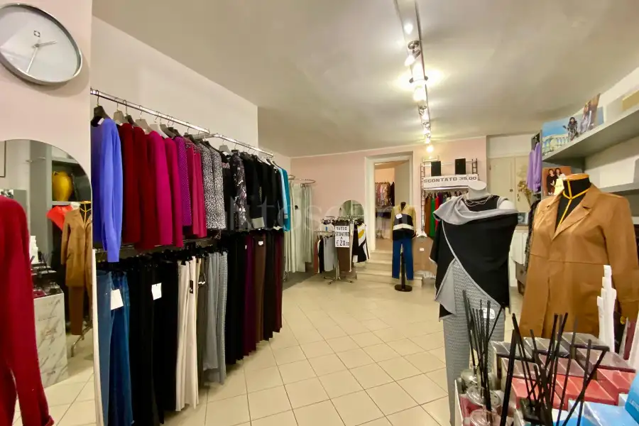 Negozio in vendita di 70 mq a €125.000 (rif. 50/2025)
