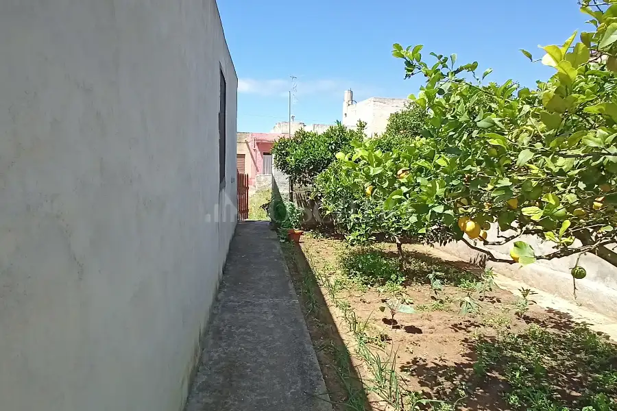 Casa Indipendente in vendita di 100 mq a €70.000 (rif. 37/2025)