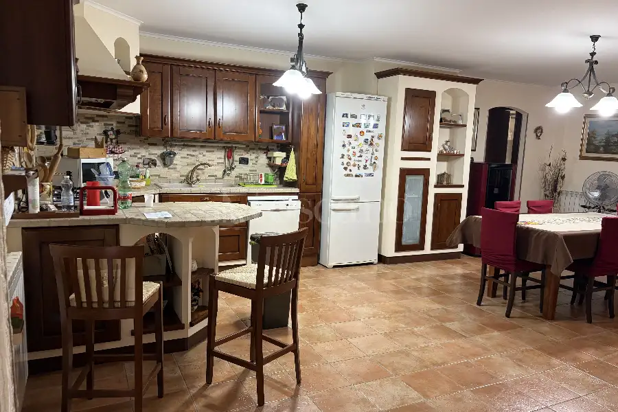 Villa in vendita di 180 mq a €380.000 (rif. 33/2026)