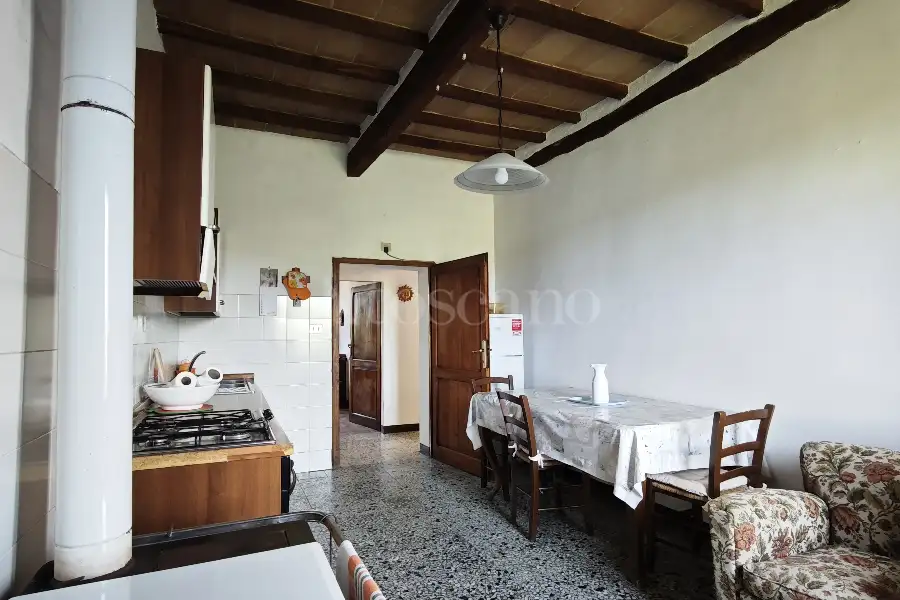 Casale in vendita di 250 mq a €285.000 (rif. 19/2025)