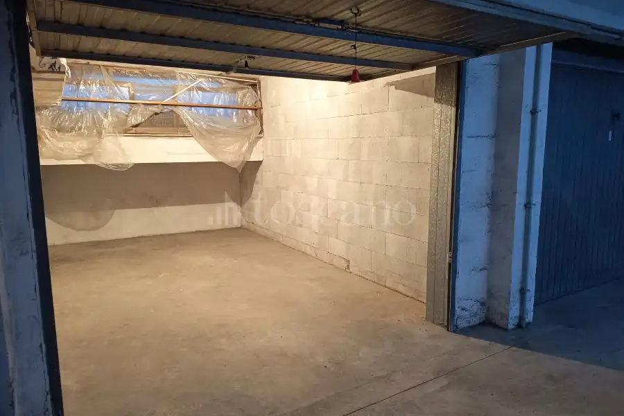 Box in vendita di 15 mq a €29.000 (rif. 64/2026)