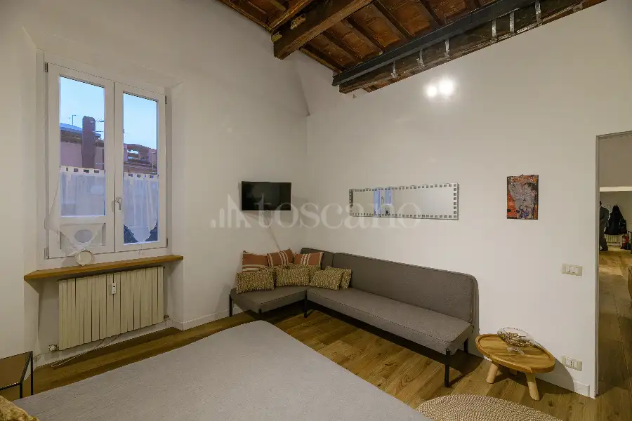 Casa in vendita di 100 mq a €1.130.000 (rif. 50/2026)