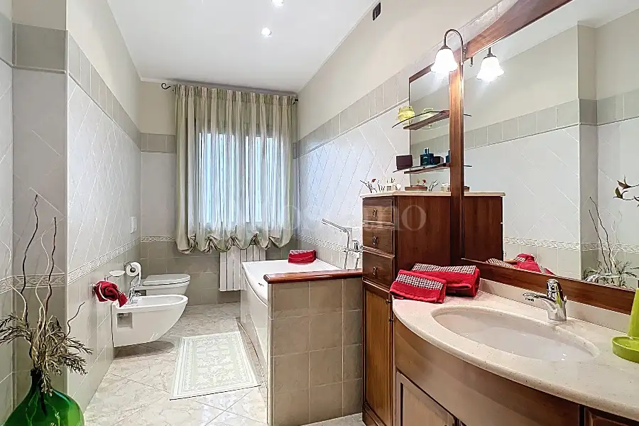 Villa Plurifamiliare in vendita di 140 mq a €240.000 (rif. 4/2026)