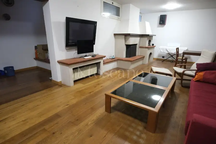 Casa in vendita di 215 mq a €379.000 (rif. 49/2026)