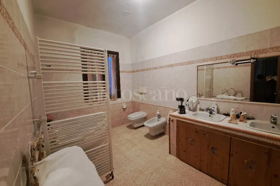 Casa Indipendente in vendita di 222 mq a €259.000 (rif. 80/2025)