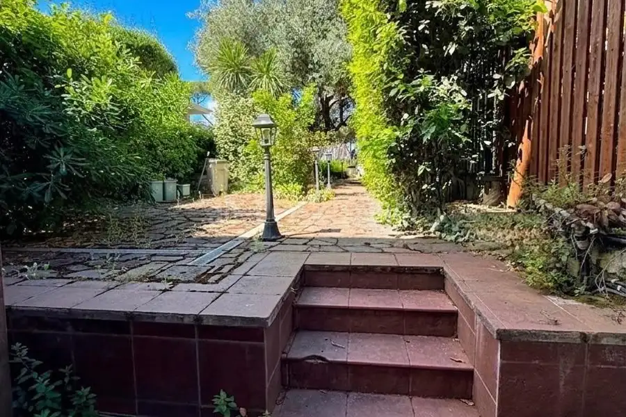 Casa Indipendente in vendita di 130 mq a €389.000 (rif. 10/2026)