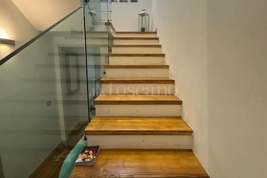 Casa Indipendente in vendita di 321 mq a €449.000 (rif. 18/2026)