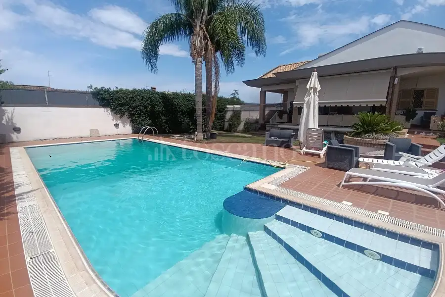 Villa Bifamiliare in vendita di 160 mq a €359.000 (rif. 96/2025)