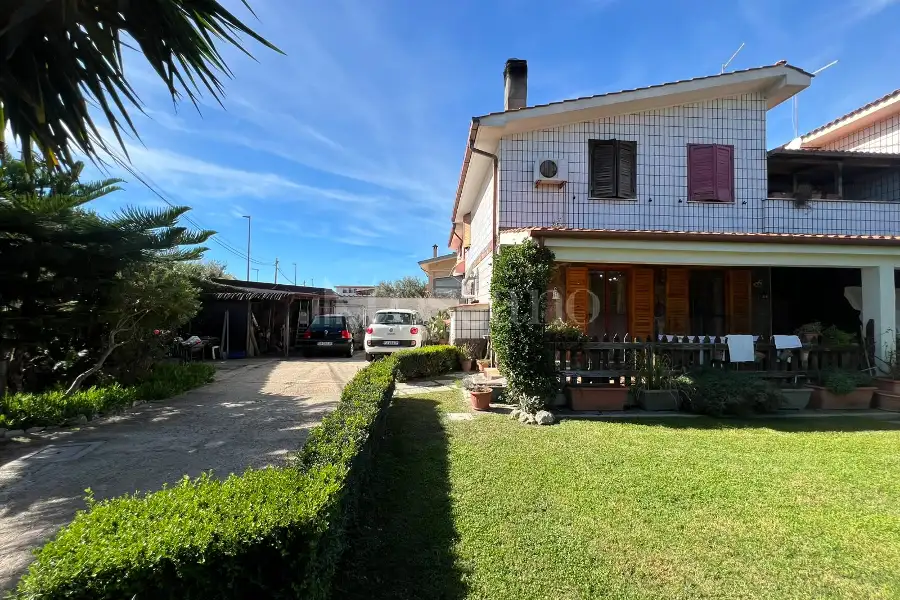 Villa Bifamiliare in vendita di 170 mq a €347.000 (rif. 22/2026)