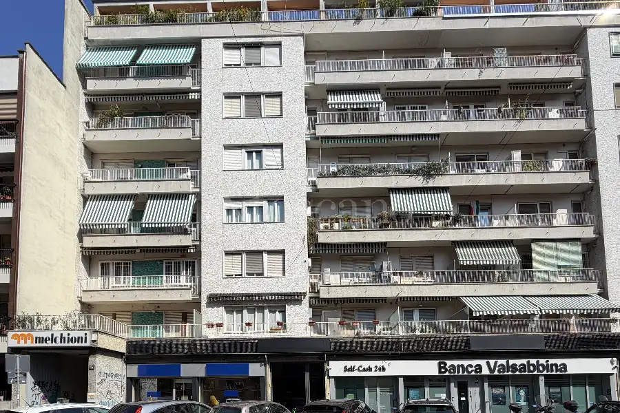 Negozio in vendita di 100 mq a €530.000 (rif. 66/2026)