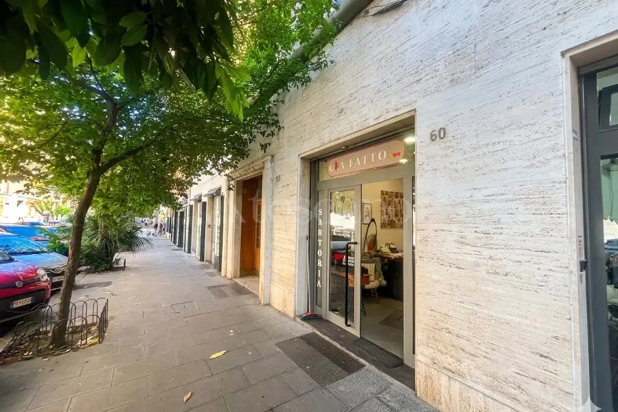 Attività Commerciale in vendita di 50 mq a €20.000 (rif. 14/2026)