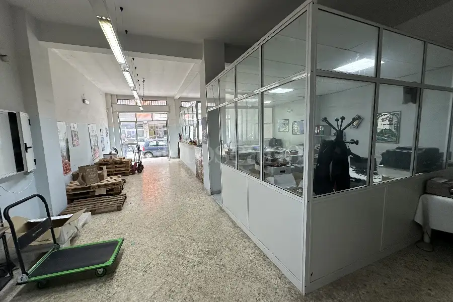 Magazzino in vendita di 230 mq a €235.000 (rif. 22/2026)