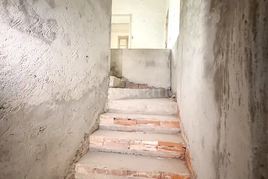 Casa in vendita di 240 mq a €190.000 (rif. 136/2023)