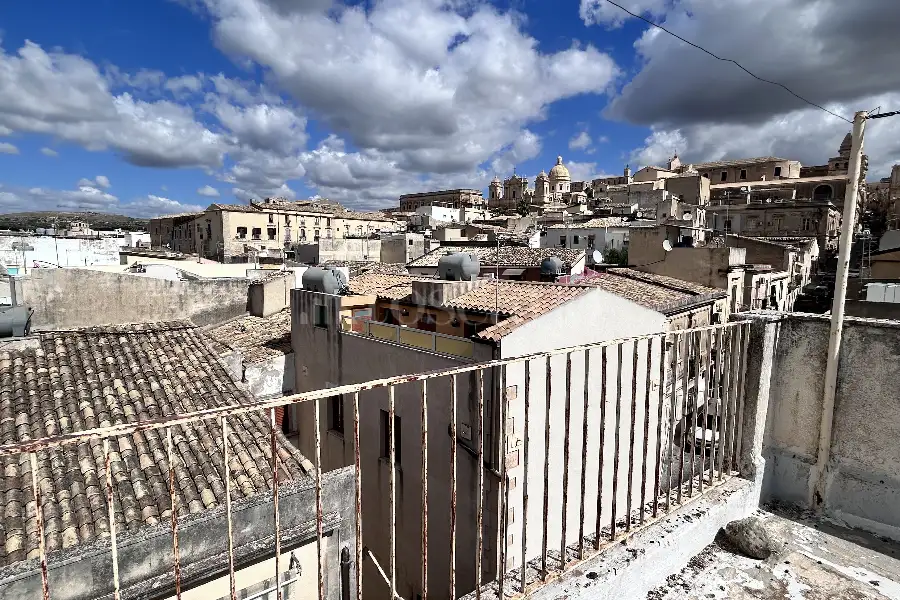 Casa in vendita di 160 mq a €120.000 (rif. 98/2025)