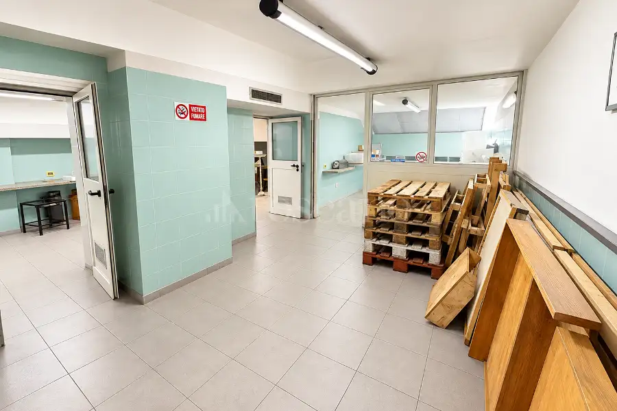 Negozio in vendita di 206 mq a €199.000 (rif. 75/2026)