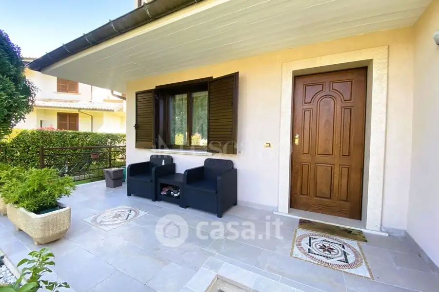 Villa in vendita di 365 mq a €488.000 (rif. 171/2024)