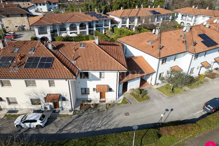 Villino a Schiera in vendita di 160 mq a €319.000 (rif. 15/2026)