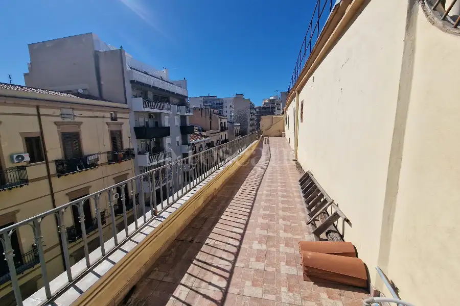 Attico in vendita di 140 mq a €190.000 (rif. 135/2025)