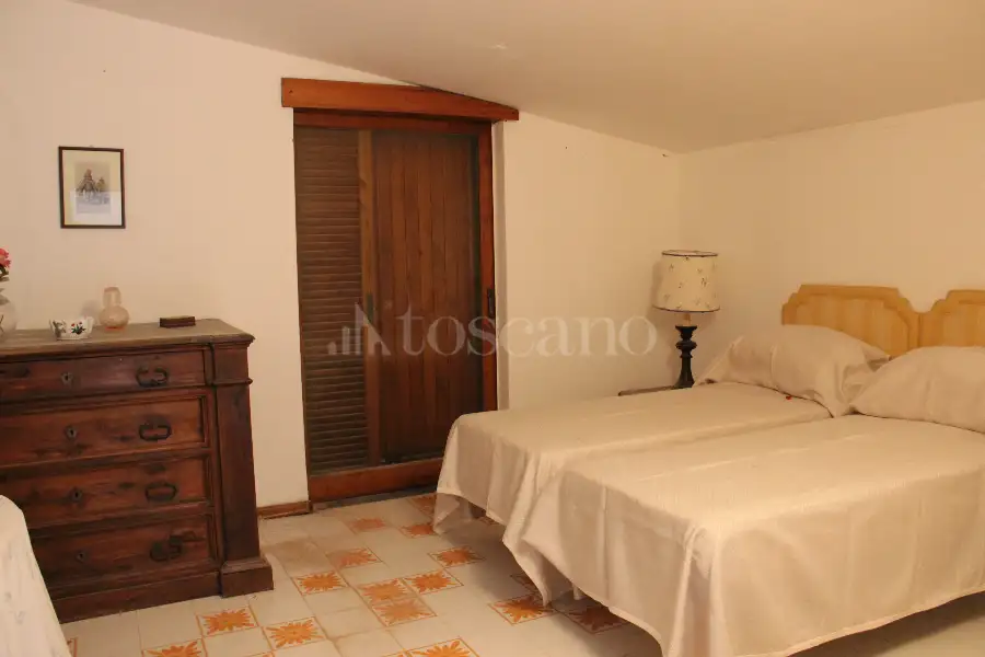 Palazzo in vendita di 290 mq a €1.100.000 (rif. 5/2022)