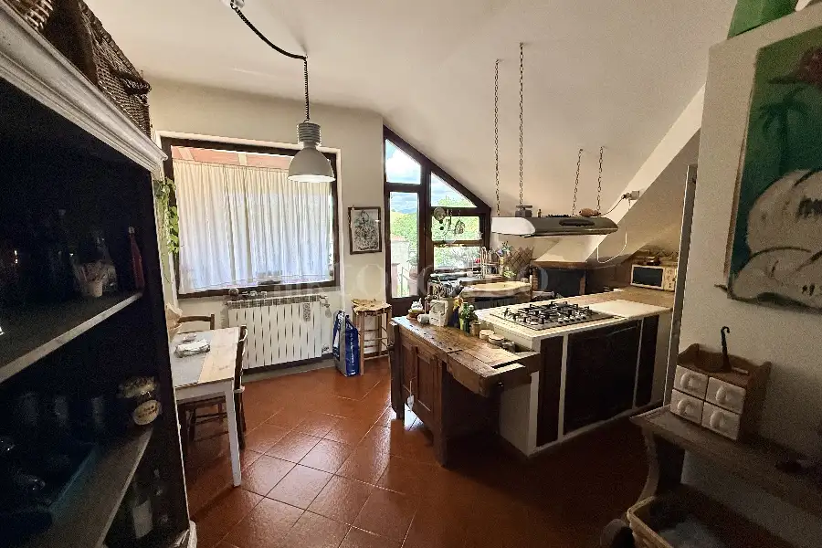 Attico in vendita di 230 mq a €189.000 (rif. 54/2026)