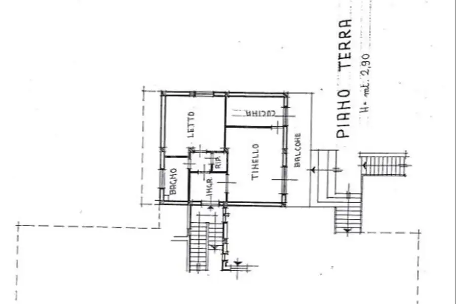 Villa Plurifamiliare in vendita di 850 mq a €899.000 (rif. 5/2026)