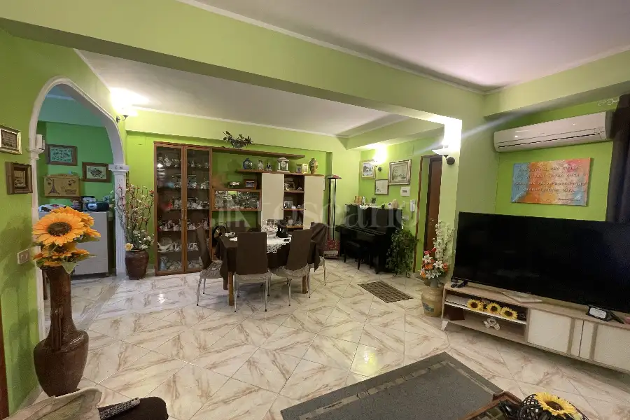 Villa in vendita di 259 mq a €340.000 (rif. 48/2025)
