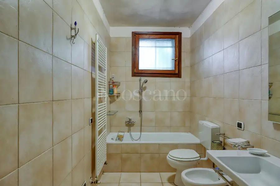 Villa in vendita di 240 mq a €750.000 (rif. 179/2026)