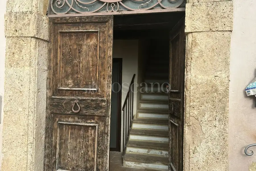 Attico in vendita di 130 mq a €159.000 (rif. 21/2024)