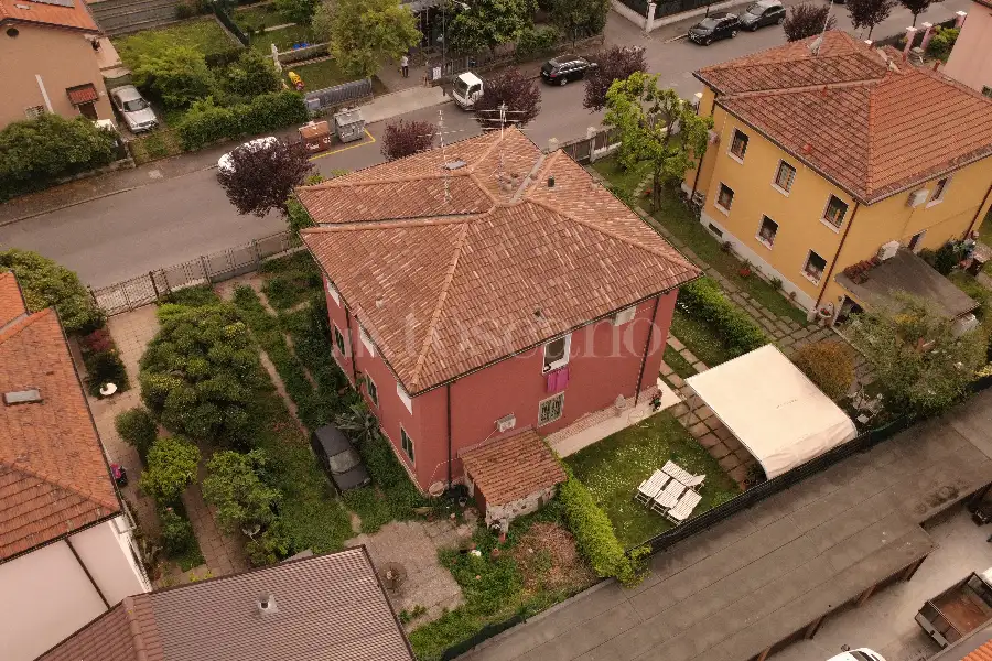 Villa Bifamiliare in vendita di 160 mq a €358.000 (rif. 37/2025)