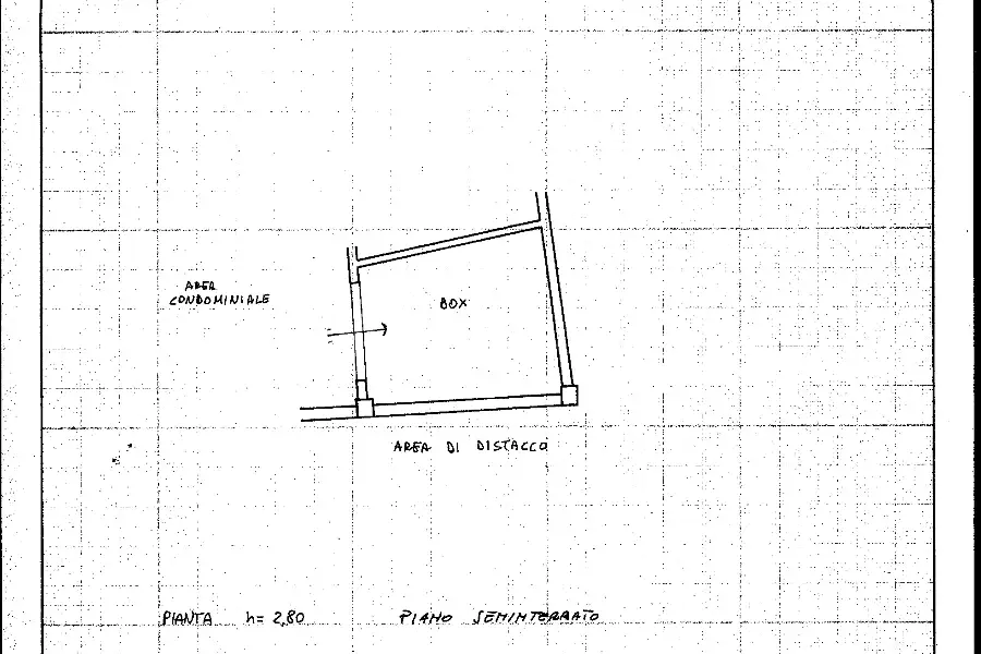 Garage in vendita di 298 mq a €295.000 (rif. 3/2026)