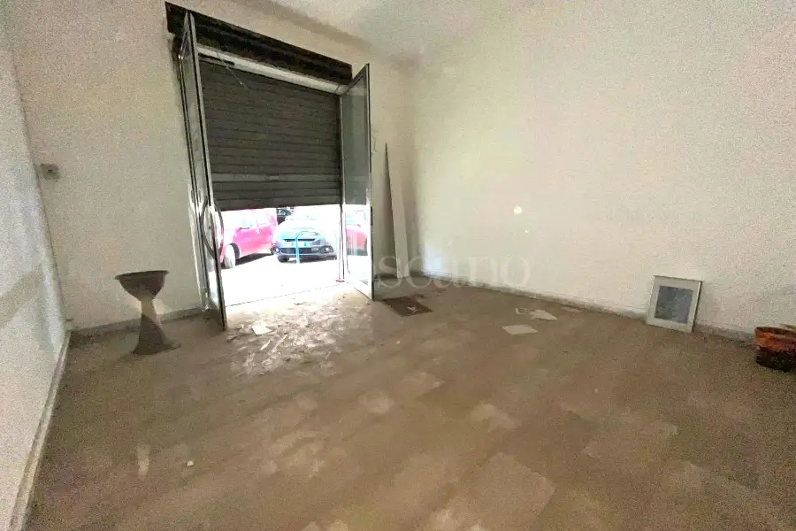 Negozio in affitto di 90 mq a €680 (rif. 56/2025)