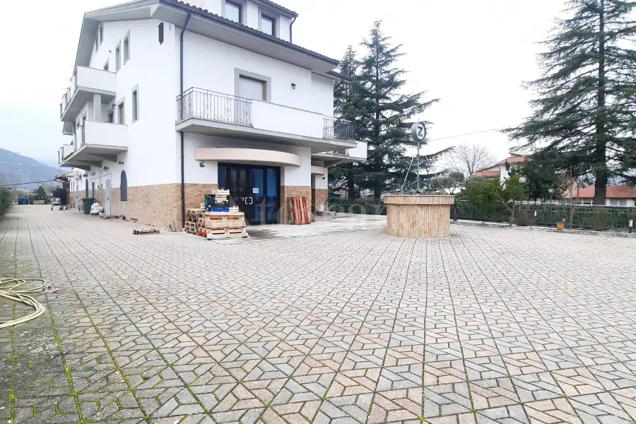 Villa Plurifamiliare in vendita di 800 mq a €795.000 (rif. 6/2025)
