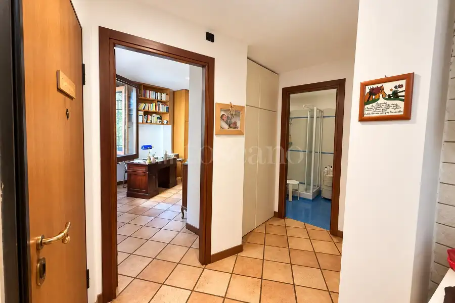 Villa Plurifamiliare in vendita di 220 mq a €545.000 (rif. 12/2026)