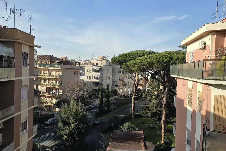 Attico in vendita di 189 mq a €895.000 (rif. 2/2026)