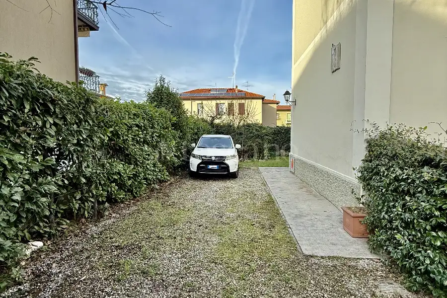 Villa Bifamiliare in vendita di 120 mq a €260.000 (rif. 60/2025)