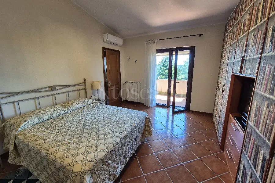 Villa Bifamiliare in vendita di 200 mq a €349.000 (rif. 28/2025)
