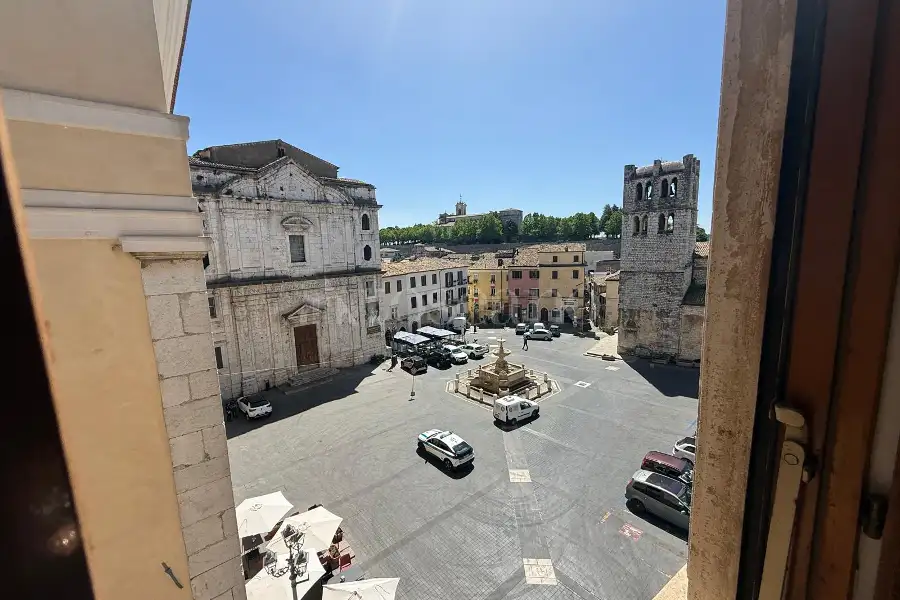 Palazzo in vendita di 725 mq a €395.000 (rif. 1/2026)