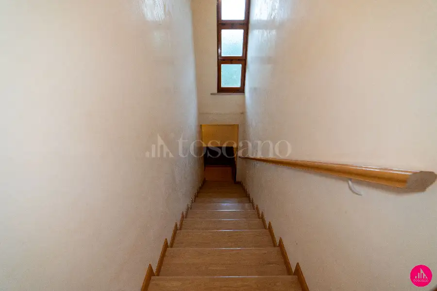 Villa in vendita di 390 mq a €430.000 (rif. 171/2025)